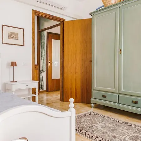 Holiday home Carini With 3000 Mq Garden & Heated Pool