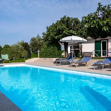 Carini With 3000 Mq Garden & Heated Pool Castelnuovo del Garda