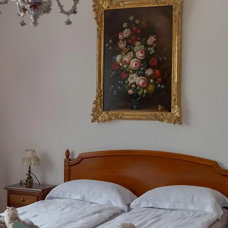 Carini With 3000 Mq Garden & Heated Pool Dom wakacyjny Castelnuovo del Garda