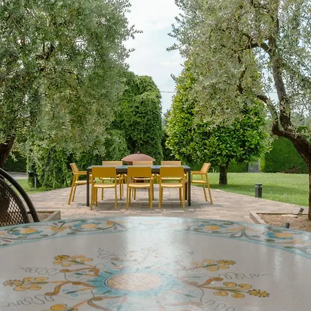 Carini With 3000 Mq Garden & Heated Pool Ferienhaus